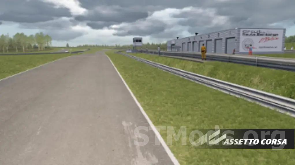 Circuit de Haute-Saintongeверсия 1.1 для Assetto Corsa