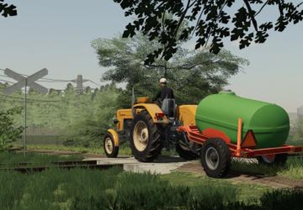 Small Water Trailerверсия 1.0.0.0 для Farming Simulator 2019
