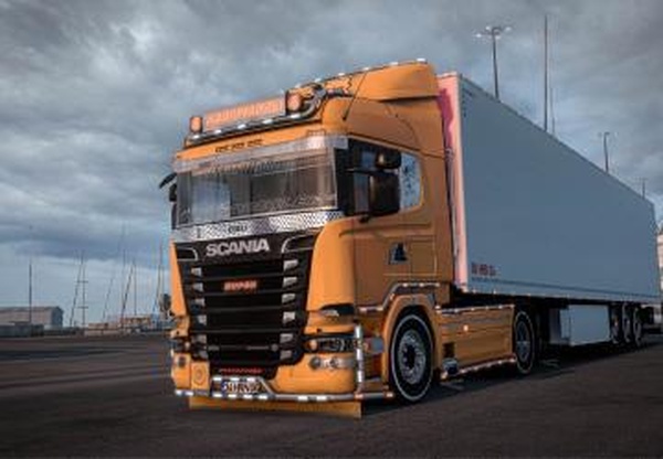 Scania R560 & Trailerверсия 4.0.2 для Euro Truck Simulator 2 (v1.42.x, 1.43.x)