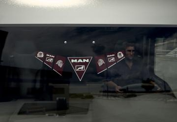 7-ой вымпел для Manверсия 1.0 для Euro Truck Simulator 2 (v1.43.x)