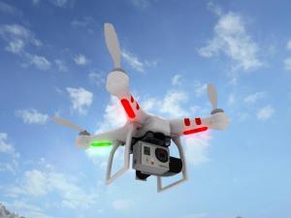 Квадрокоптер DJI Phantom 2версия 1.0 для Farming Simulator 2017 (v1.4.4)