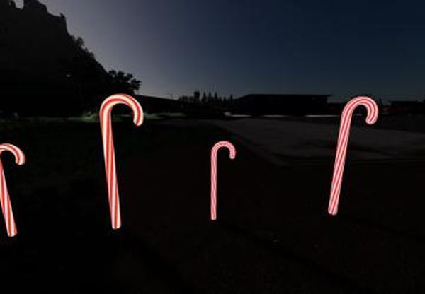 Lighted Candy Cane Packверсия 1.0.0.0 для Farming Simulator 2019 (v1.7.x)
