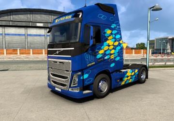 Скин Lat Volvo Trucsверсия 1.0 для Euro Truck Simulator 2 (v1.40.x)
