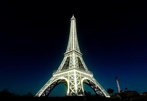 Eiffel Towerверсия 1.0 для Farming Simulator 2019