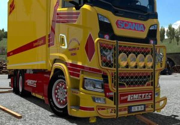 Trux Bullbar Painted With Michellinверсия 1.0 для Euro Truck Simulator 2 (v1.35.x, 1.36.x)