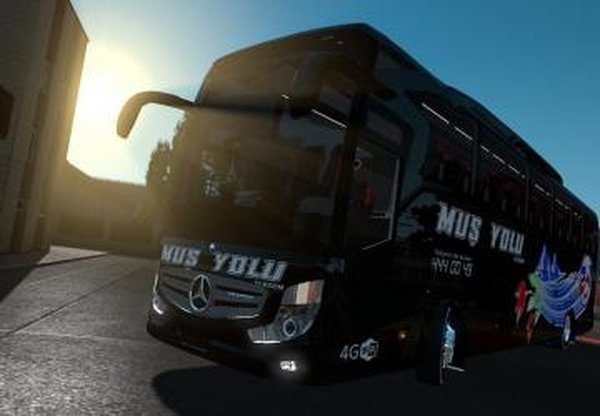Mercedes Tourismo 2018 16-17 RHDверсия 1.1 для Euro Truck Simulator 2 (v1.35.x, 1.36.x)
