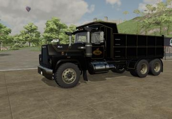 Mack RD 690версия 1.0.1.0 для Farming Simulator 2022