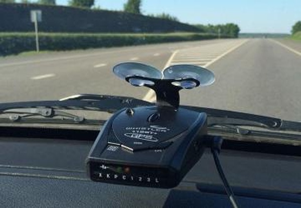 Radar-detector Stingerверсия 1.6 от 02.06.18 для Euro Truck Simulator 2 (v1.31.x)