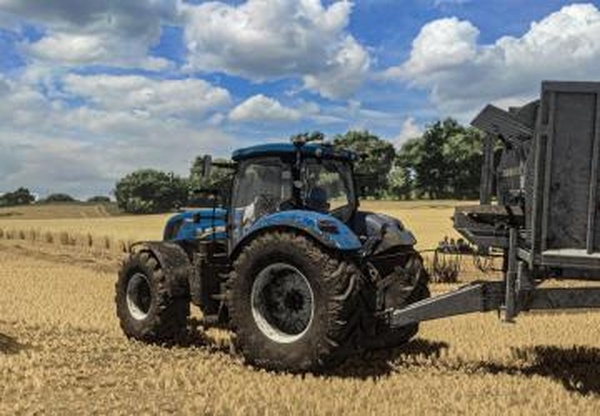 New Holland T7 (2011)версия 1.0.0.0 для Farming Simulator 2025