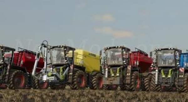 Мод CLAAS Xerion 3000 SaddleTrac версия 18.02.22 для Farming Simulator 20